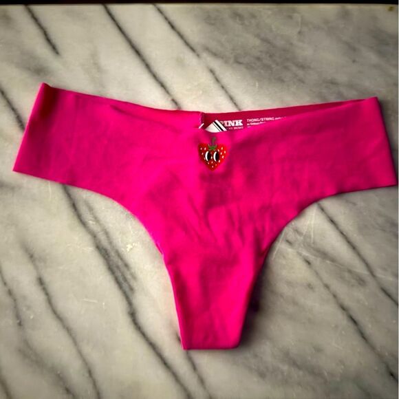 PINK VICTORIA’S SECRET STRAWBERRY HEART THONG – XS – NEW WITH TAG 🍓✨ - Picture 10 of 15
